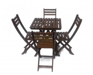 36 - Wooden chairs and table (set) - Drveni stol i stolci (set)